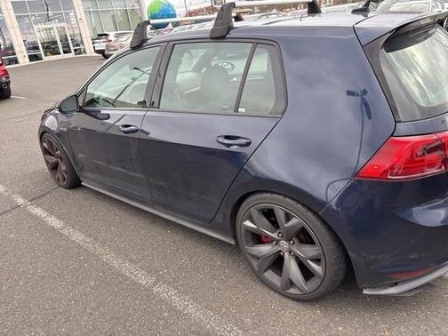 2017 Volkswagen Golf GTI Sport 4-Door