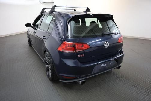 2017 Volkswagen Golf GTI Sport 4-Door