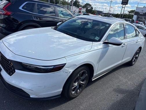 Platinum 2023 Honda Accord EX