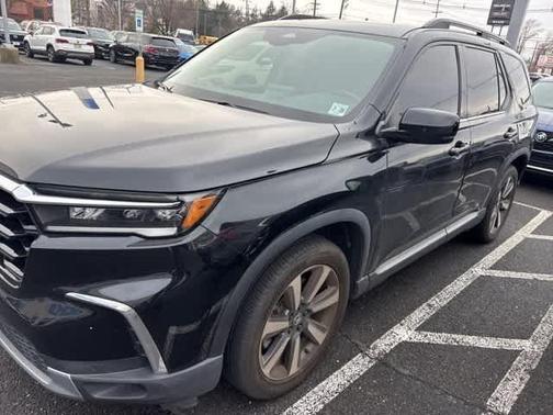 2023 Honda Pilot Touring