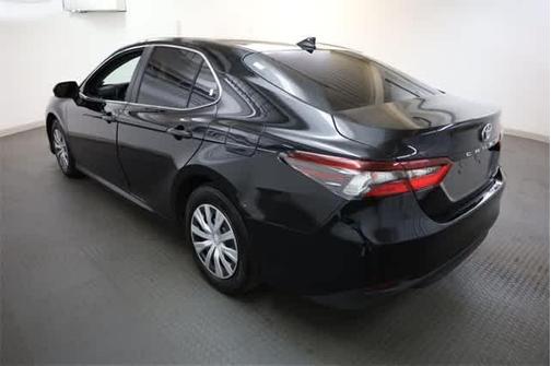 2022 Toyota Camry Hybrid LE