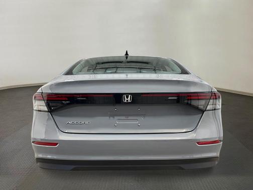 Urban Gray Pearl 2026 Honda Accord SE