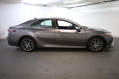 2021 Toyota Camry XLE