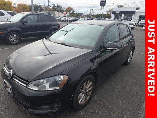 2016 Volkswagen Golf TSI S 4-Door