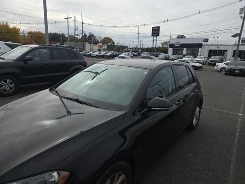 2016 Volkswagen Golf TSI S 4-Door