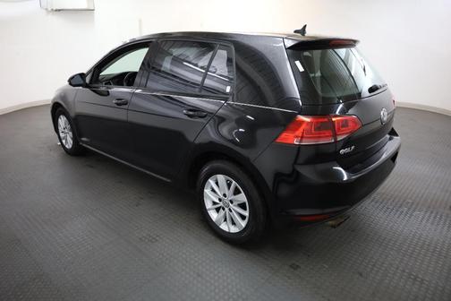 2016 Volkswagen Golf TSI S 4-Door