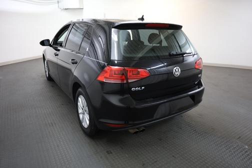 2016 Volkswagen Golf TSI S 4-Door