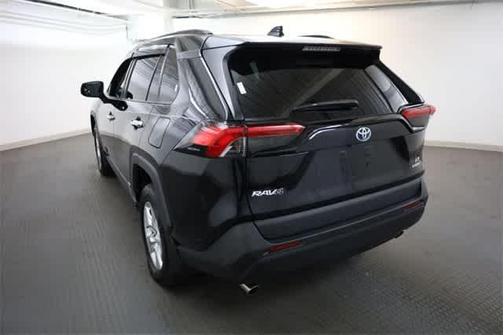 2021 Toyota RAV4 Hybrid LE