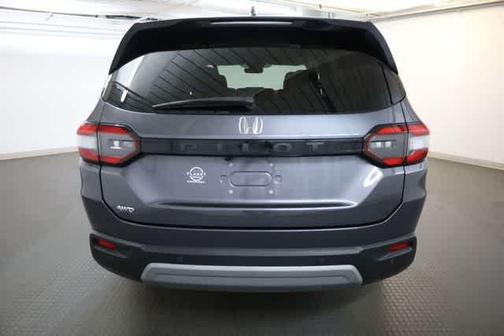 Modern Steel Metallic 2023 Honda Pilot EX-L 8-Passenger