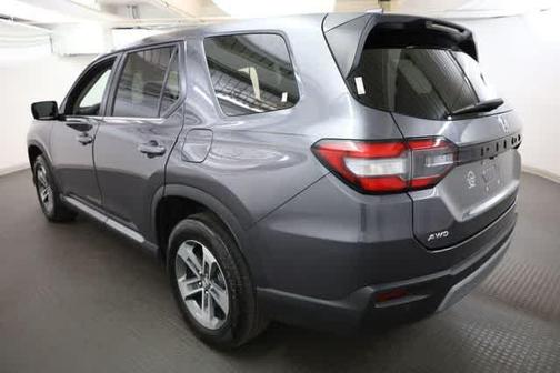 Modern Steel Metallic 2023 Honda Pilot EX-L 8-Passenger