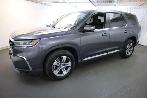 Modern Steel Metallic 2023 Honda Pilot EX-L 8-Passenger