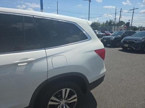 2018 Honda Pilot EX