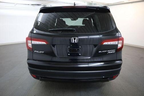 Crystal Black Pearl 2020 Honda Pilot Black Edition