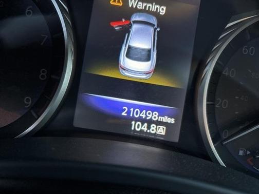 2015 INFINITI Q50 Base