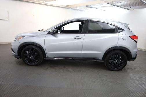 Lunar Silver Metallic 2022 Honda HR-V Sport