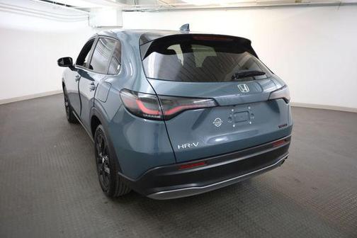 Pearl 2025 Honda HR-V Sport