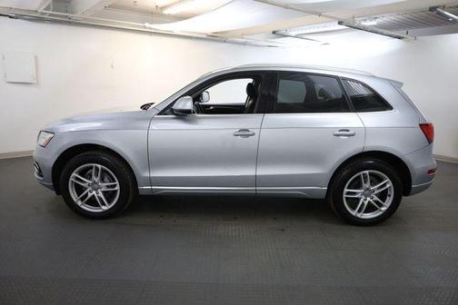 2016 Audi Q5 2.0T Premium Plus