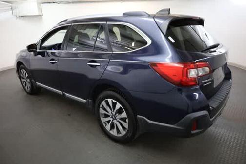 Dark Blue Pearl 2018 Subaru Outback 2.5i Touring
