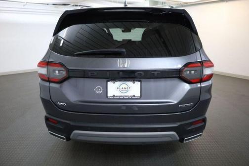 Modern Steel Metallic 2025 Honda Pilot Touring