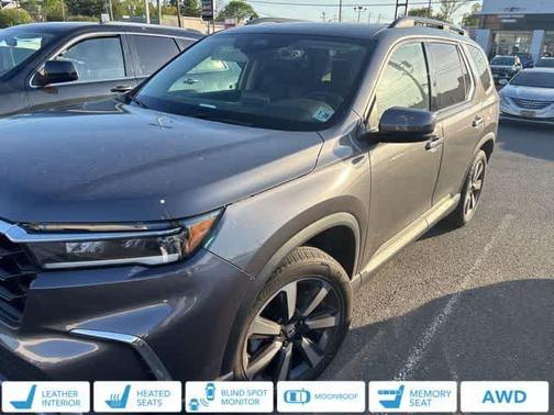 Modern Steel Metallic 2025 Honda Pilot Sport