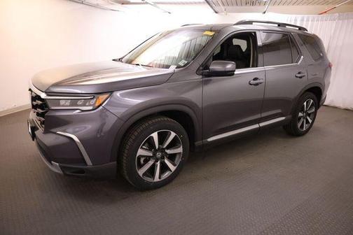 Modern Steel Metallic 2025 Honda Pilot Touring