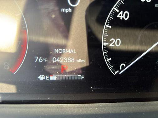 Modern Steel Metallic 2025 Honda Pilot Sport
