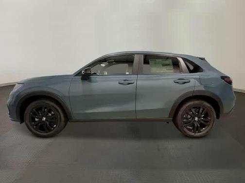 Pearl 2027 Honda HR-V Sport