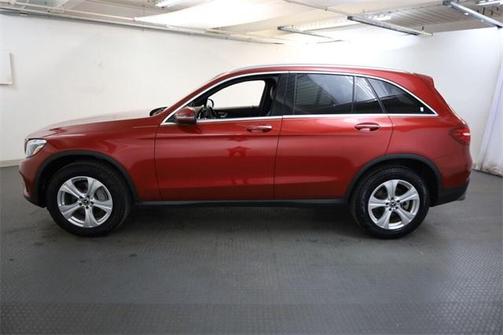 2017 Mercedes-Benz GLC 300 Base 4MATIC
