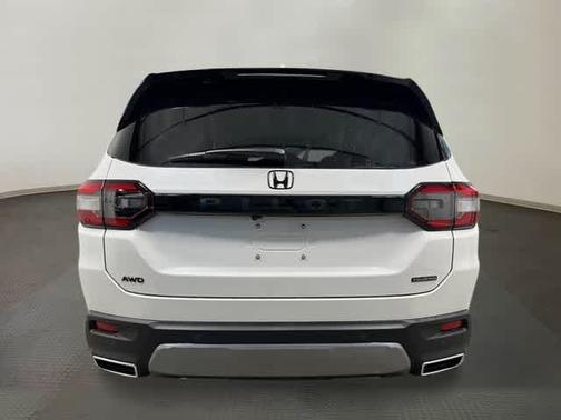 Platinum White Pearl 2026 Honda Pilot Touring S