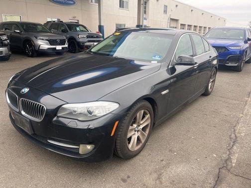 2011 BMW 528 i