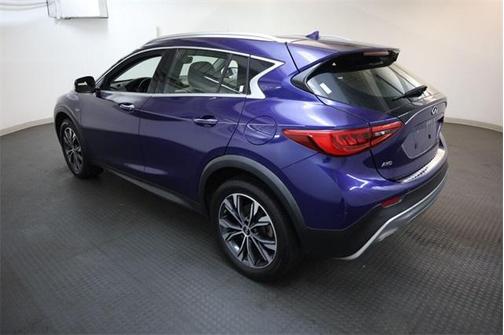 2018 INFINITI QX30 Premium