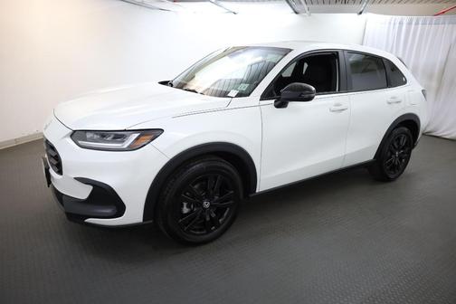 Platinum White Pearl 2026 Honda HR-V Sport