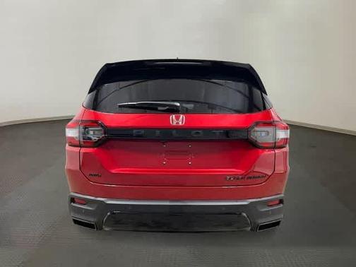 Radiant Red Metallic II 2026 Honda Pilot Black Edition