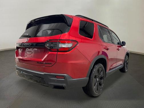 Radiant Red Metallic II 2026 Honda Pilot Black Edition