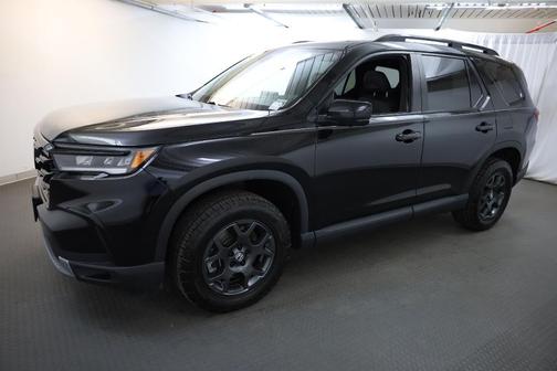 Crystal 2023 Honda Pilot TrailSport