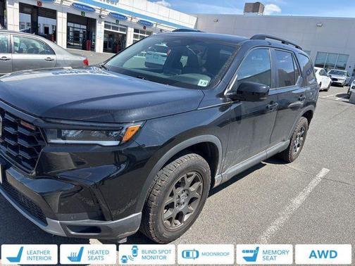 Crystal 2023 Honda Pilot TrailSport