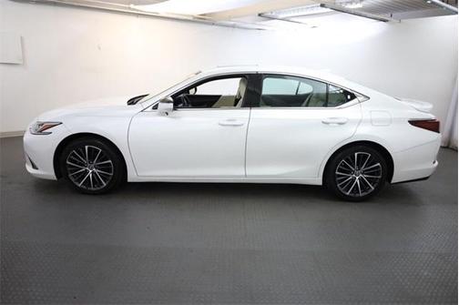 2022 Lexus ES 350 Base
