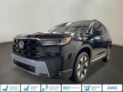 Crystal Black Pearl 2026 Honda Pilot Touring