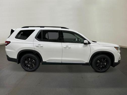 2025 Honda Pilot Touring+
