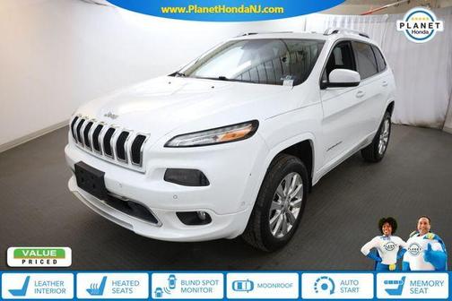 Bright White Clearcoat 2018 Jeep Cherokee Overland