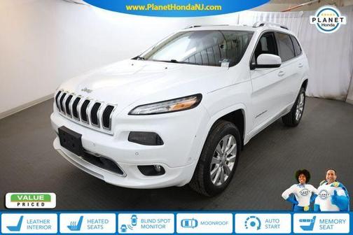 Bright White Clearcoat 2018 Jeep Cherokee Overland