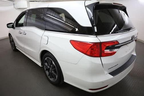 Platinum White Pearl 2023 Honda Odyssey Elite