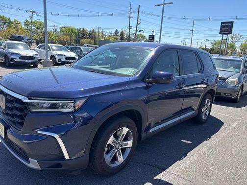 Obsidian 2023 Honda Pilot EX-L 8-Passenger