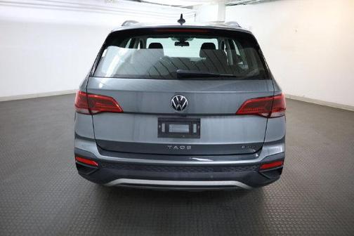 Platinum Gray Metallic 2022 Volkswagen Taos 1.5T S