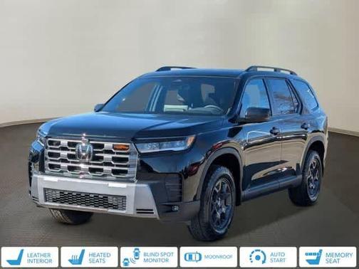 Crystal Black Pearl 2026 Honda Pilot TrailSport
