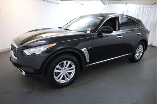 2017 INFINITI QX70 Base