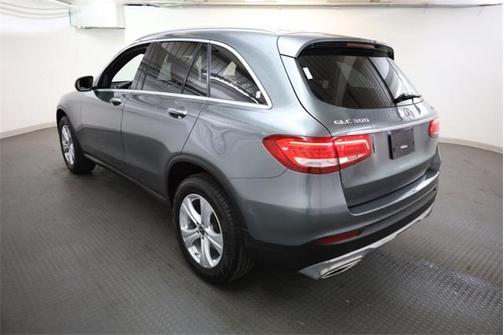 2018 Mercedes-Benz GLC 300 Base 4MATIC