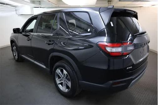 2023 Honda Pilot EX-L 7-Passenger