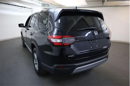 2023 Honda Pilot EX-L 7-Passenger
