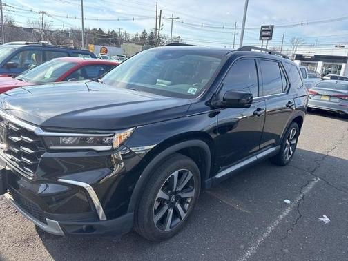 2023 Honda Pilot Touring